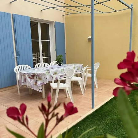 Holiday home De La Pinede 15